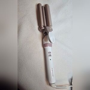 Conair White and Rose Gold Hair Waver